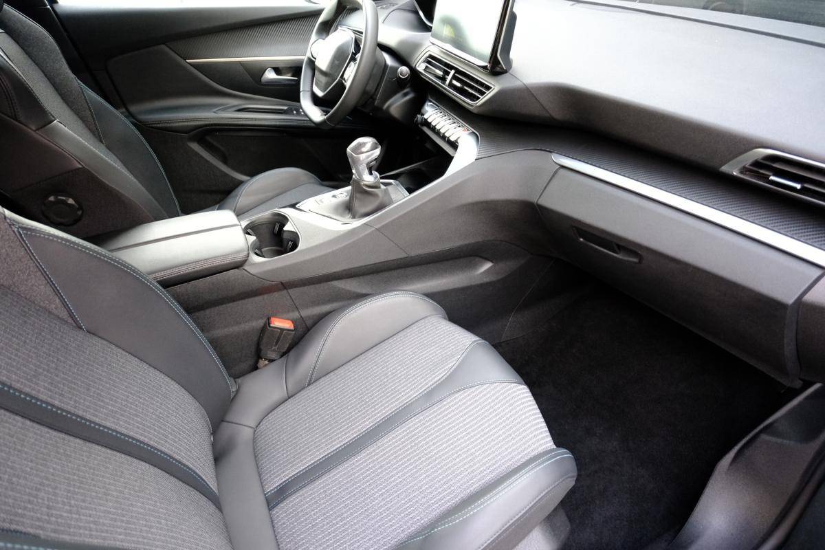 peugeot-3008-2022-gasolina-1199cc