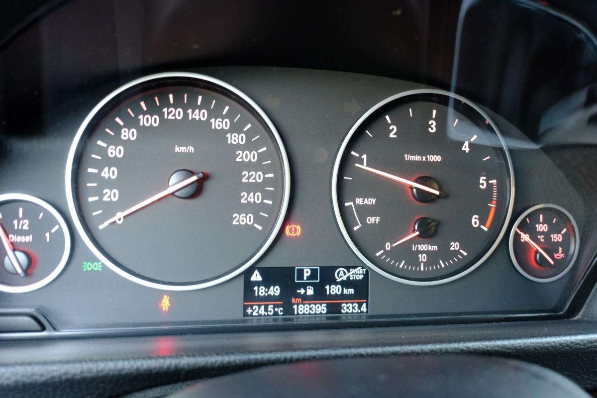 bmw-serie-3-2018-diesel-1995cc