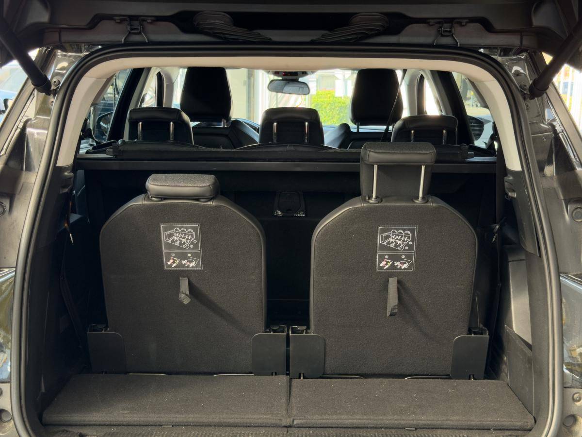 peugeot-5008-2018-diesel-1499cc