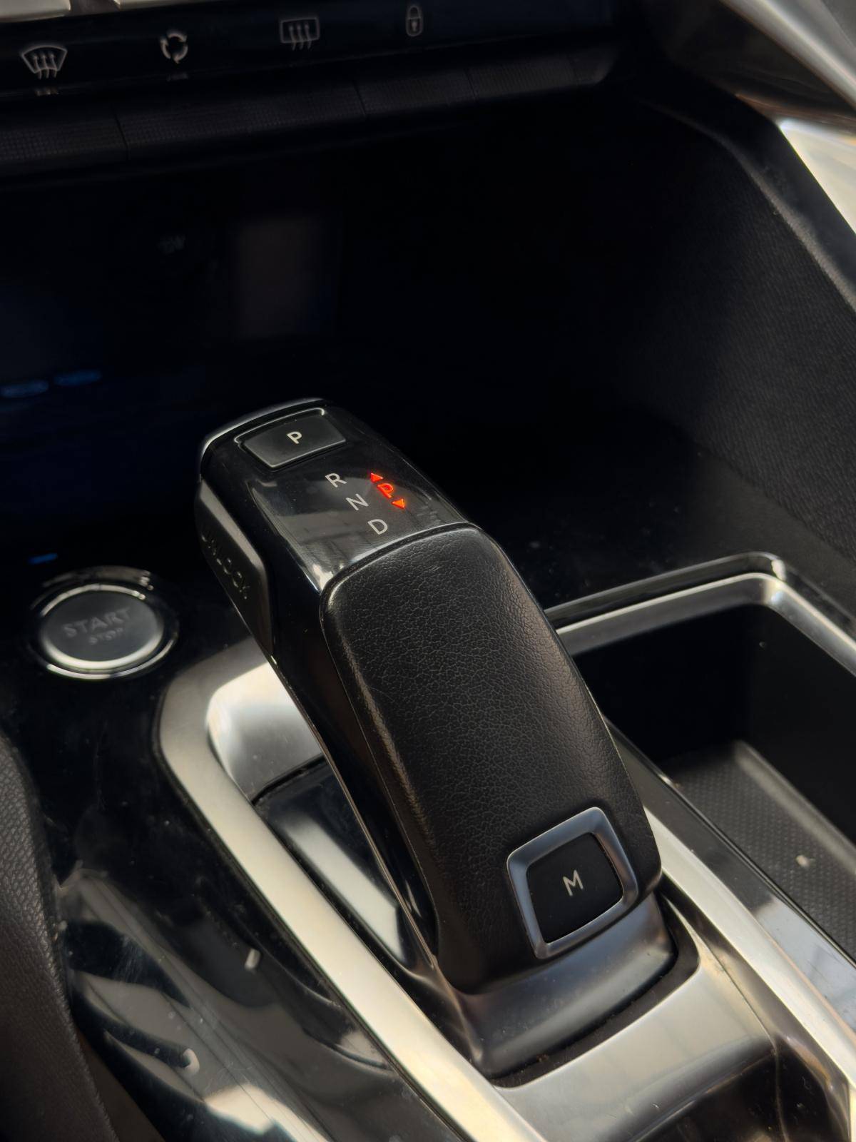 peugeot-5008-2018-diesel-1499cc