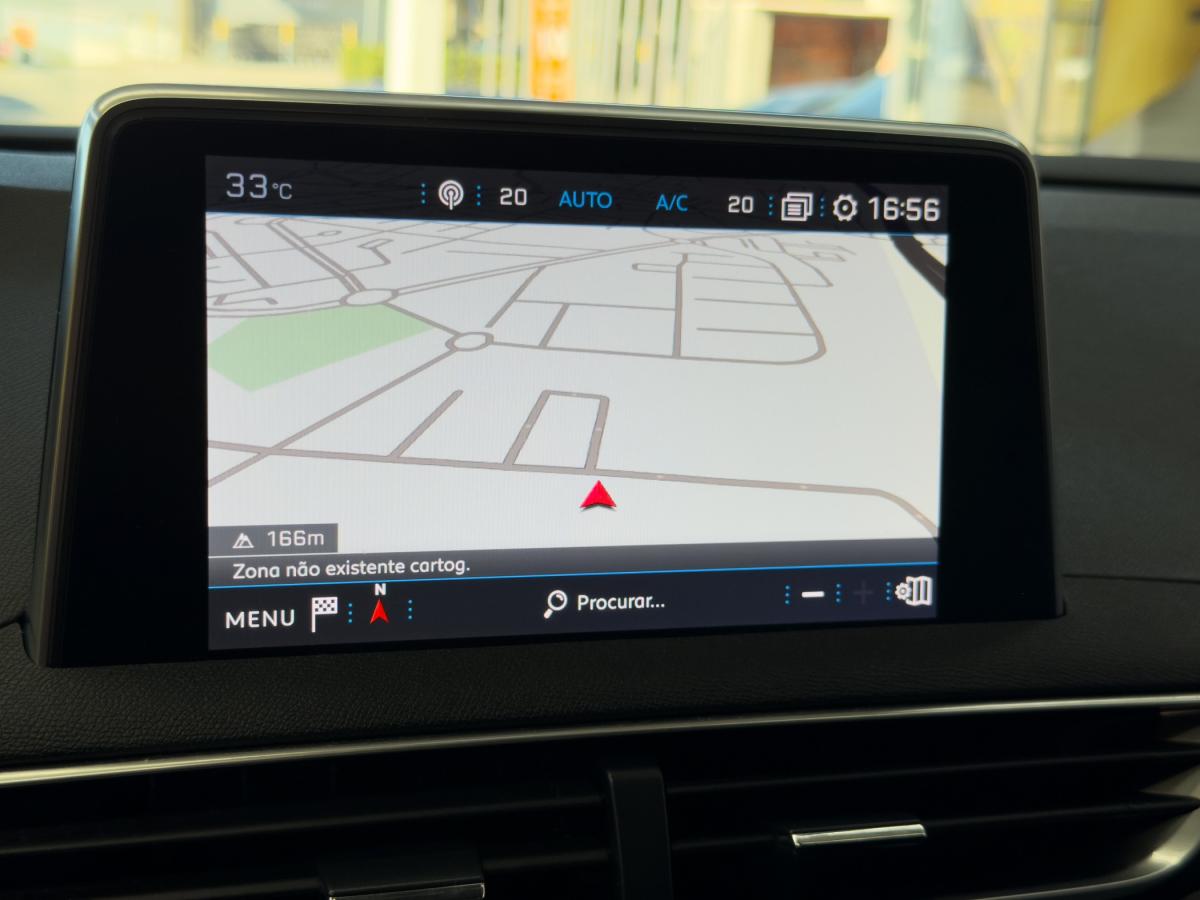 peugeot-5008-2018-diesel-1499cc
