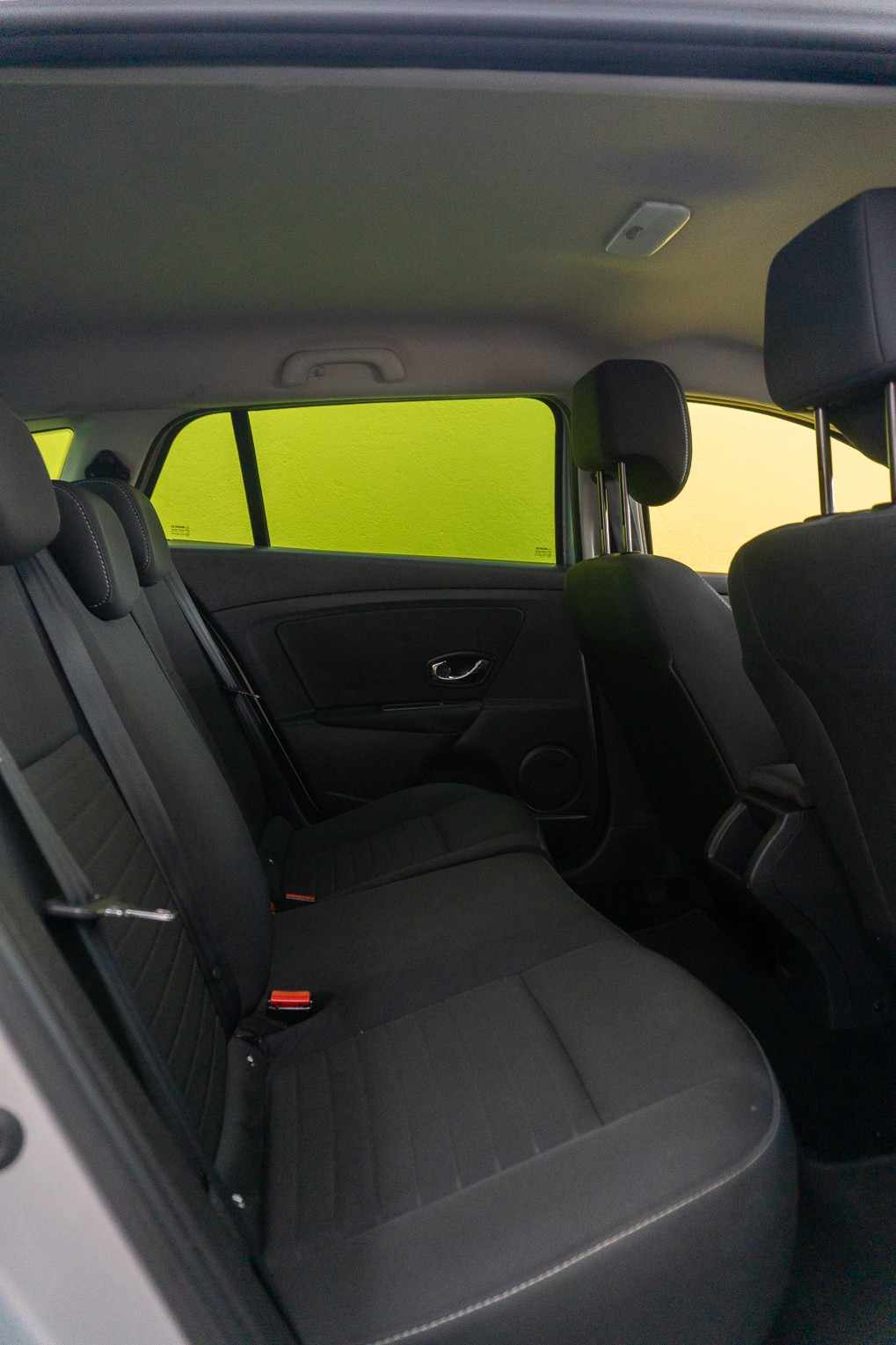 renault-megane-sport-tourer-2015-diesel-1461cc