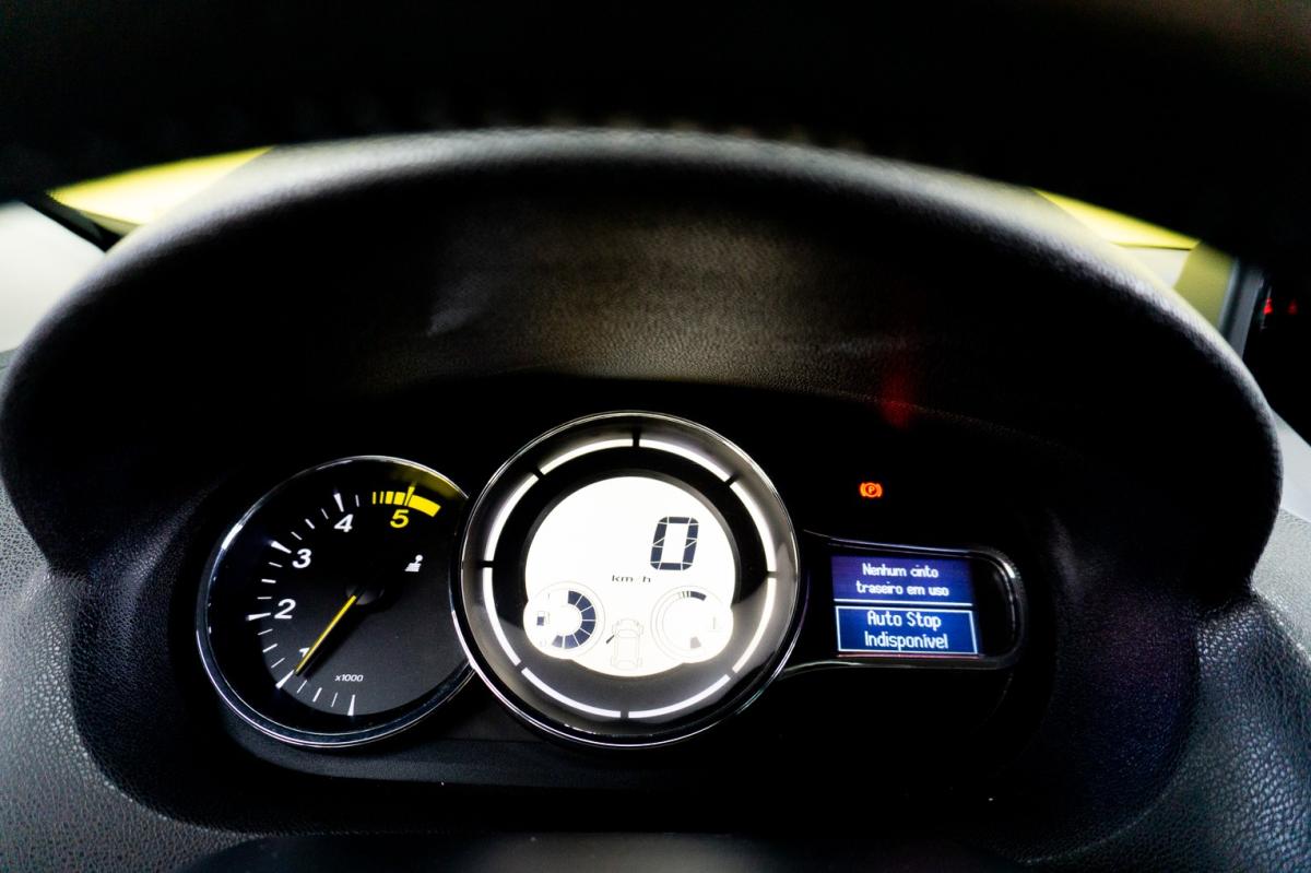 renault-megane-sport-tourer-2015-diesel-1461cc
