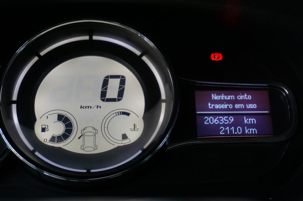 renault-megane-sport-tourer-2015-diesel-1461cc