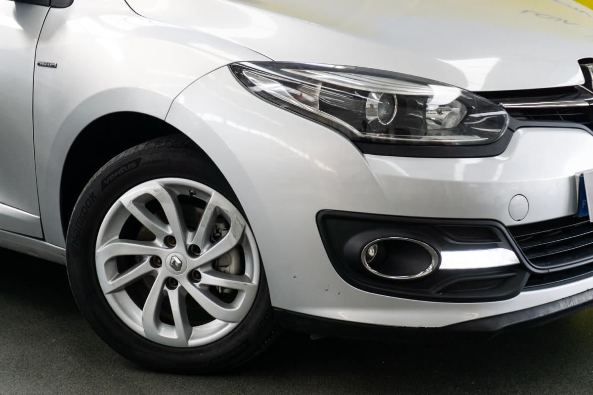 renault-megane-sport-tourer-2015-diesel-1461cc