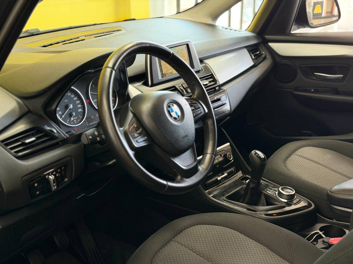 bmw-serie-2-2017-diesel-1496cc
