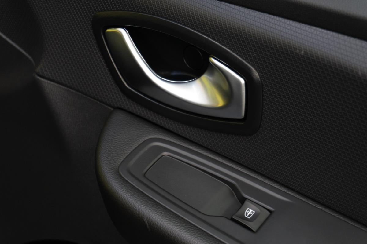 renault-clio-2017-gasolina-898cc
