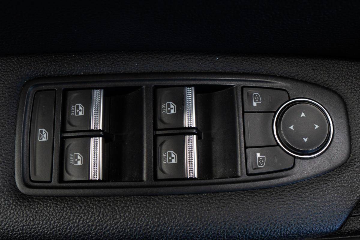 renault-captur-2023-gpl-999cc