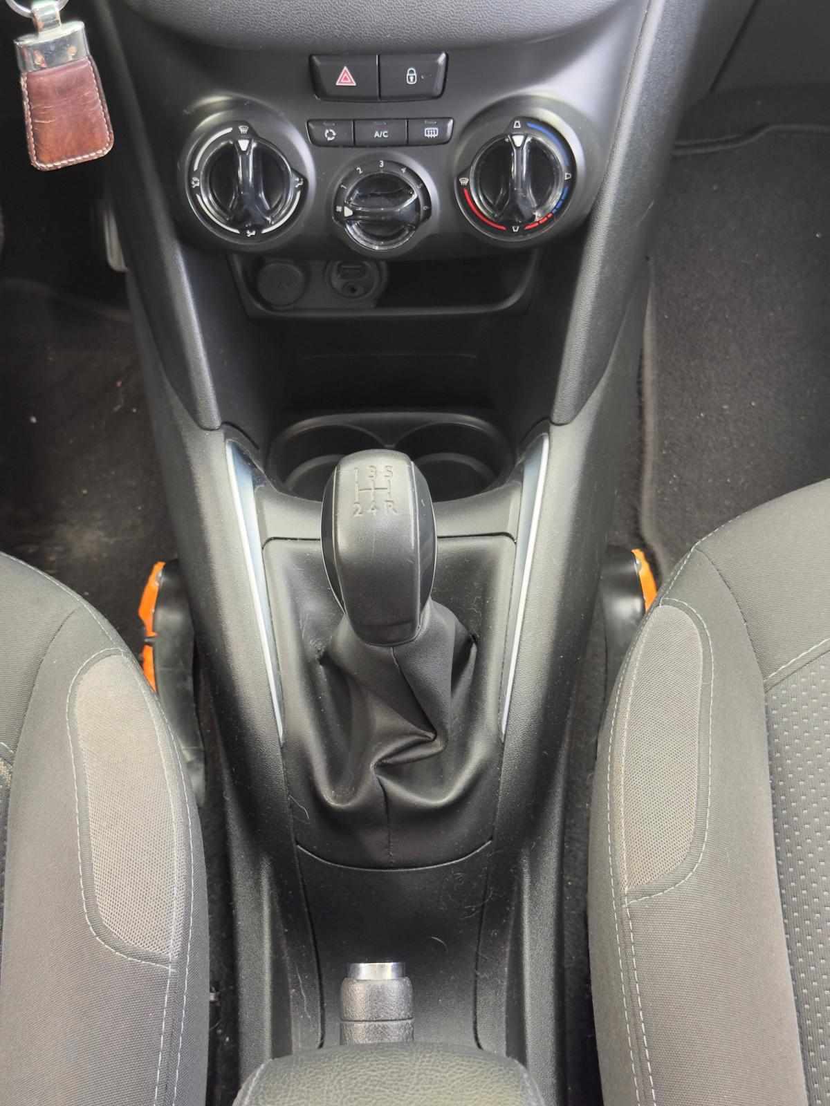 peugeot-208-2014-diesel-1560cc