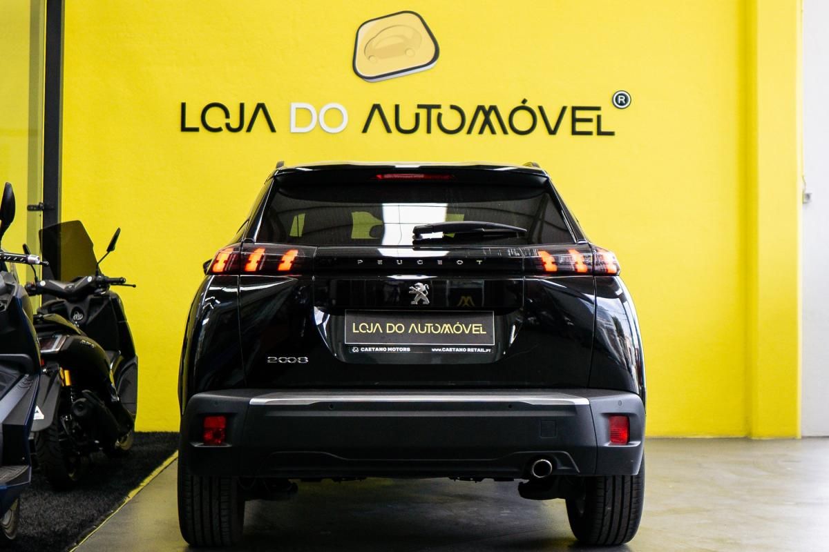 peugeot-2008-2022-diesel-1499cc