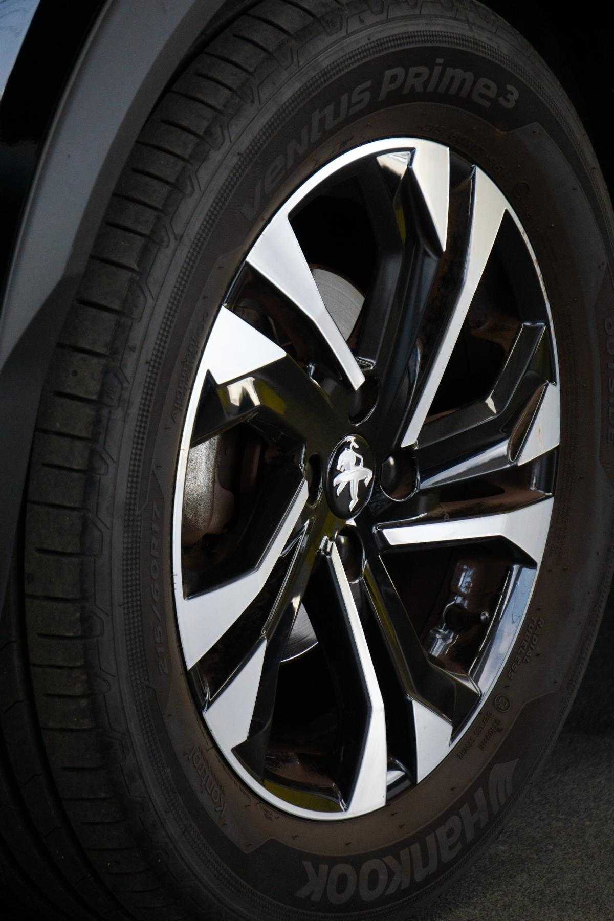peugeot-2008-2022-diesel-1499cc