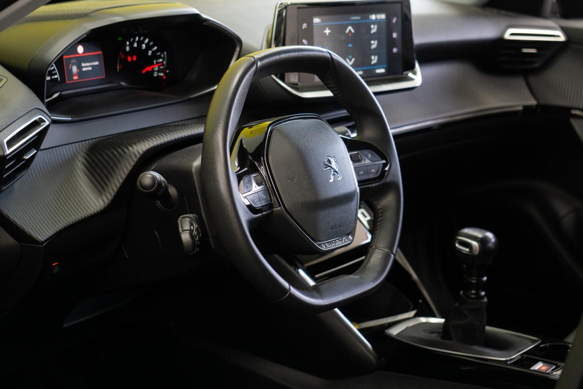 peugeot-2008-2022-diesel-1499cc