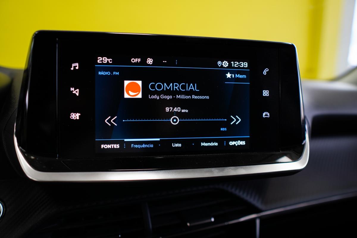 peugeot-2008-2022-diesel-1499cc