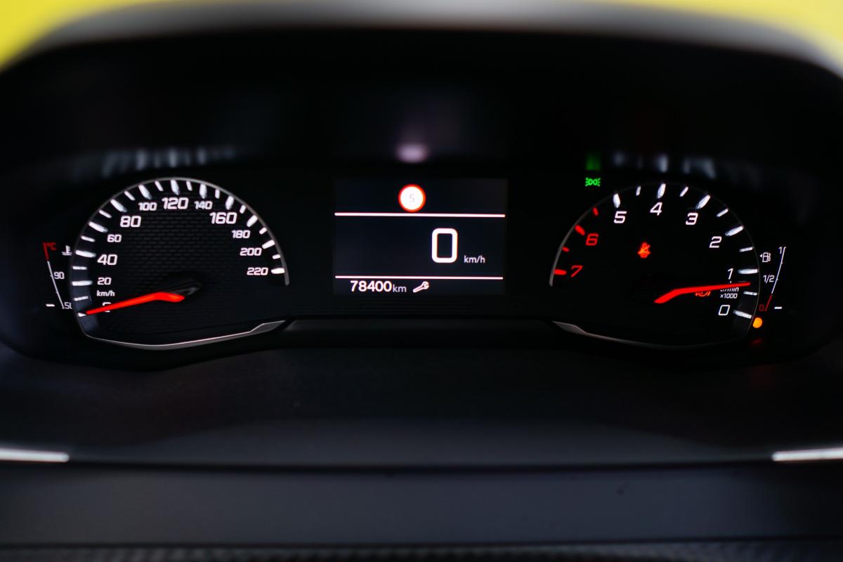 peugeot-2008-2022-diesel-1499cc