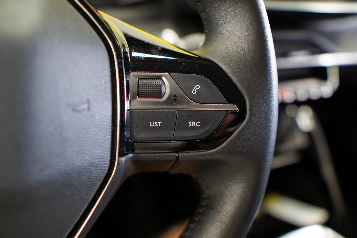 peugeot-2008-2022-diesel-1499cc
