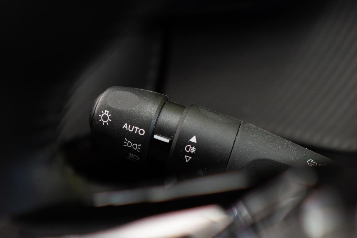 peugeot-2008-2022-diesel-1499cc