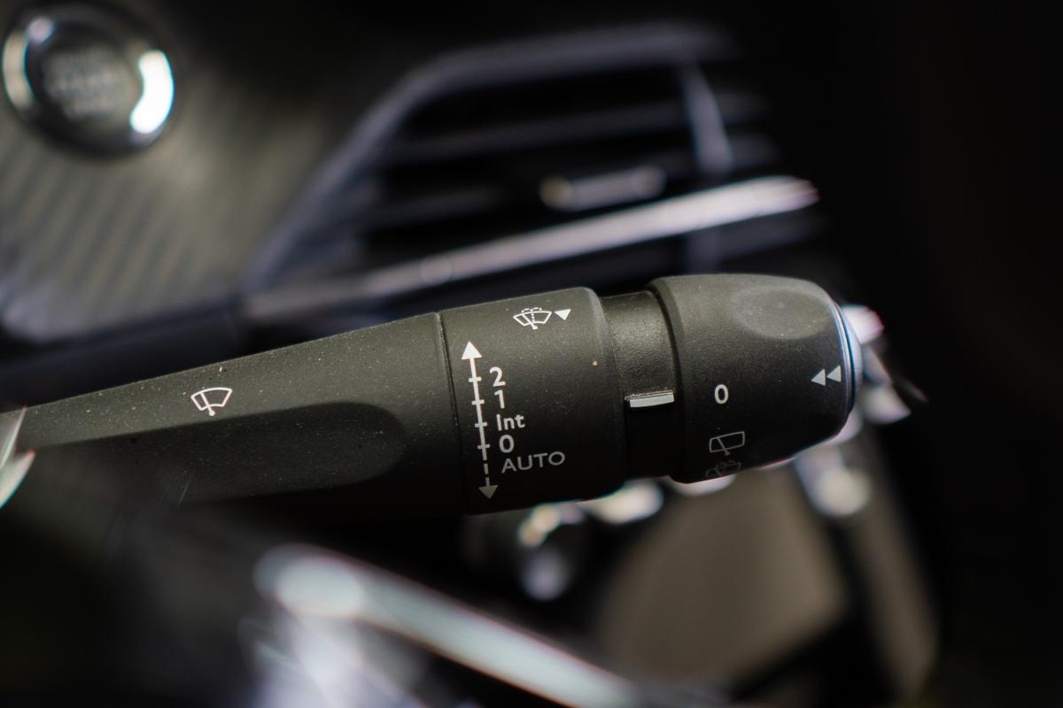 peugeot-2008-2022-diesel-1499cc