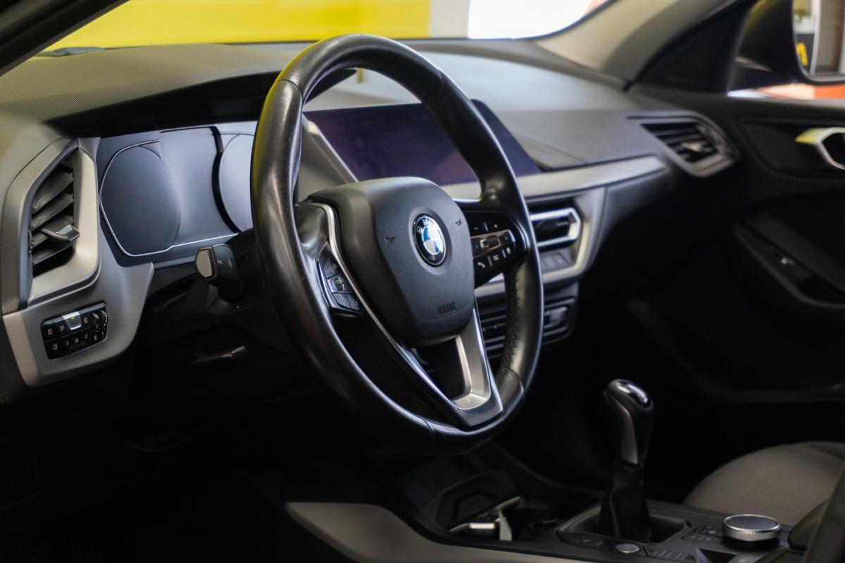 bmw-serie-1-2020-gasolina-1499cc