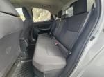 toyota-yaris-2024-hibrido-a-gasolina-1490cc