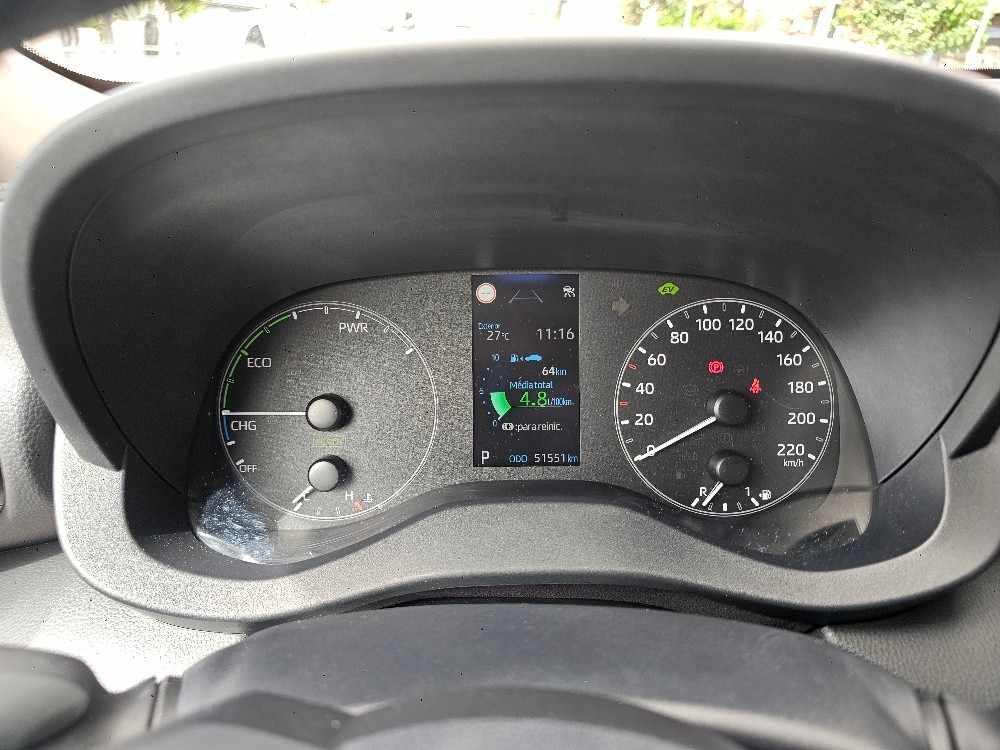 toyota-yaris-2024-hibrido-a-gasolina-1490cc