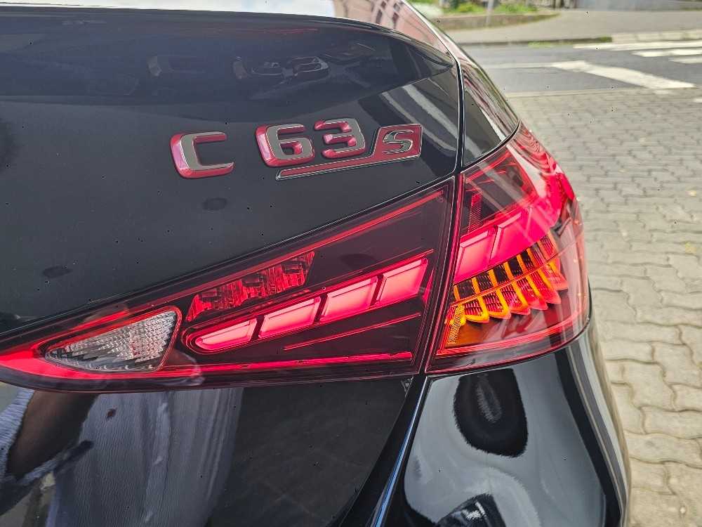 mercedes-benz-classe-c-2024-hibrido-a-gasolina-1991cc