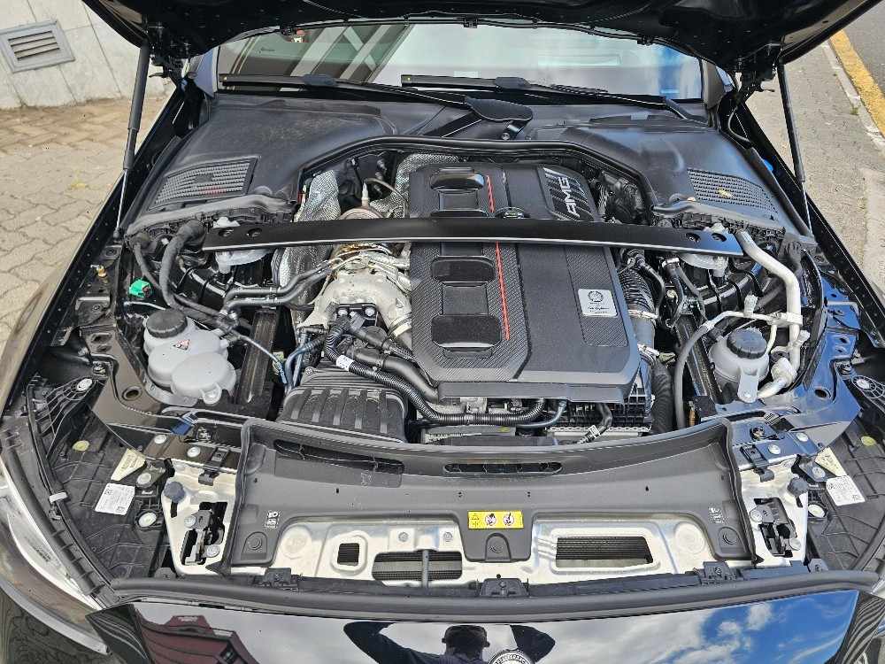 mercedes-benz-classe-c-2024-hibrido-a-gasolina-1991cc