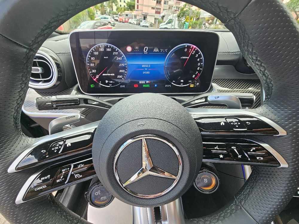 mercedes-benz-classe-c-2024-hibrido-a-gasolina-1991cc