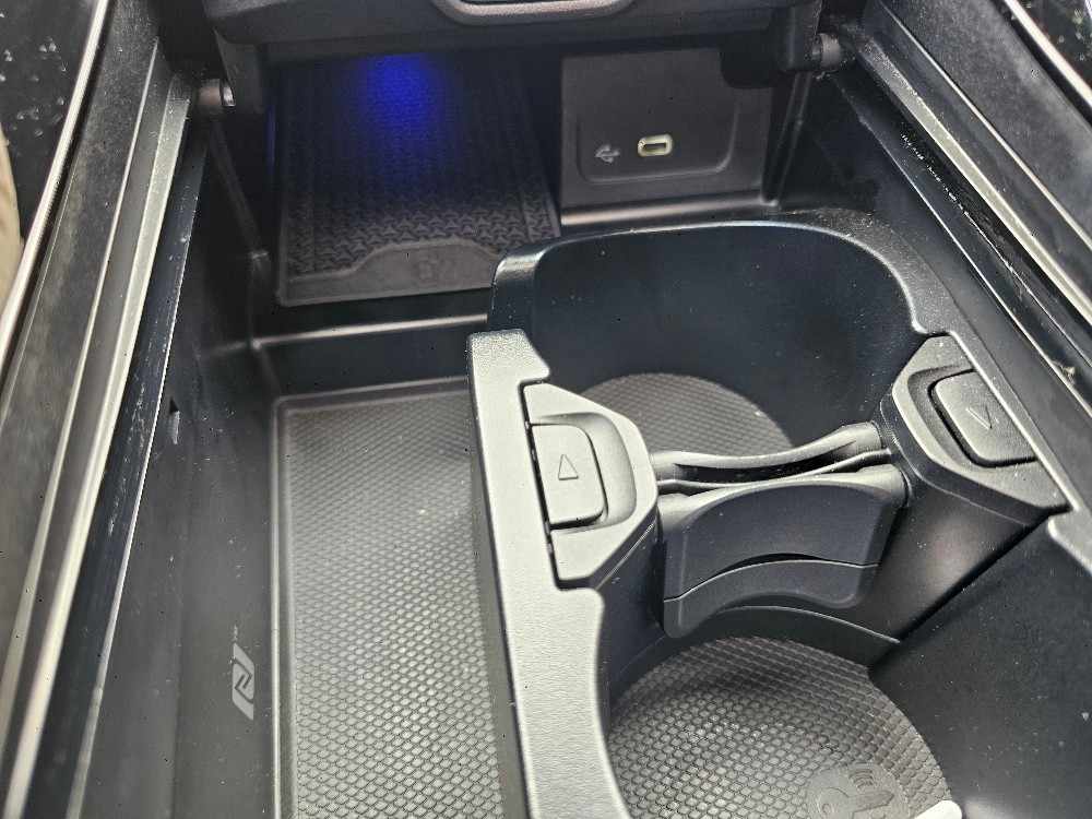 mercedes-benz-classe-c-2024-hibrido-a-gasolina-1991cc
