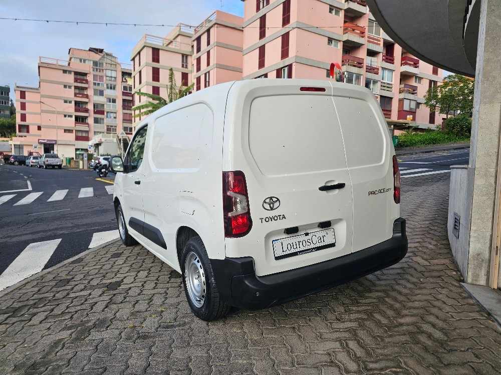toyota-proace-2020-diesel-1499cc