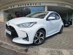 toyota-yaris-2024-hibrido-a-gasolina-1490cc