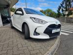 toyota-yaris-2024-hibrido-a-gasolina-1490cc