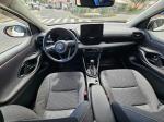 toyota-yaris-2024-hibrido-a-gasolina-1490cc