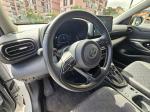 toyota-yaris-2024-hibrido-a-gasolina-1490cc