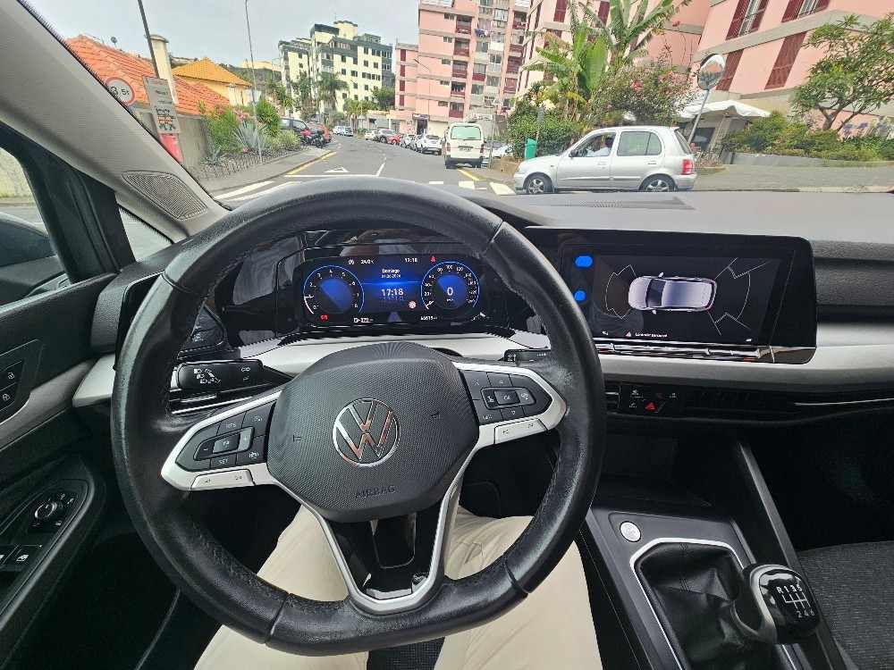 volkswagen-golf-2023-gasolina-999cc
