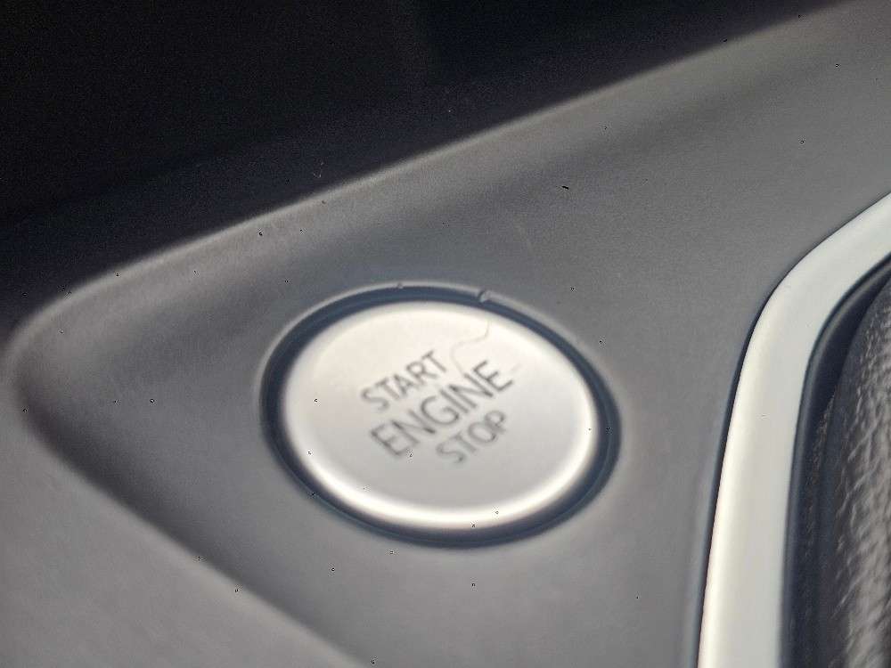 volkswagen-golf-2023-gasolina-999cc