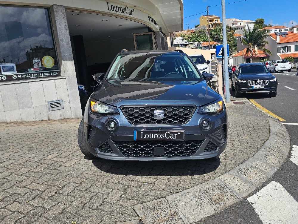 seat-arona-2023-gasolina-999cc