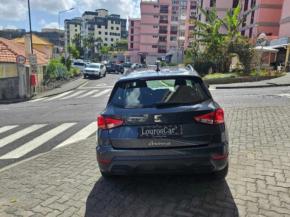 seat-arona-2023-gasolina-999cc