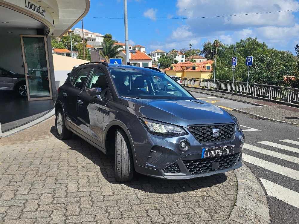 seat-arona-2023-gasolina-999cc