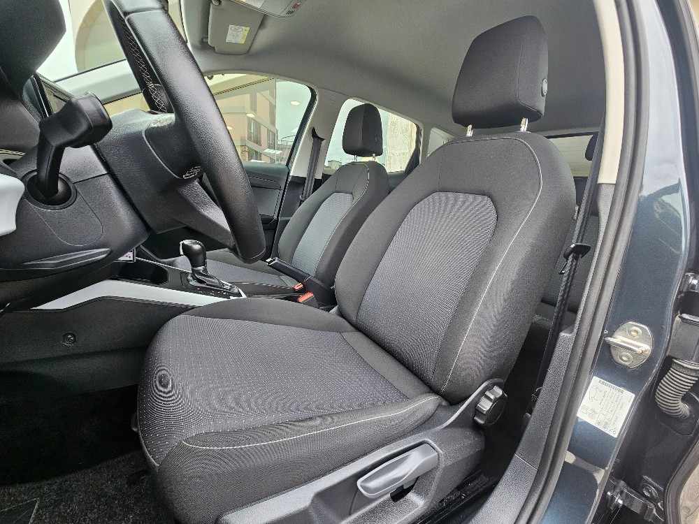 seat-arona-2023-gasolina-999cc