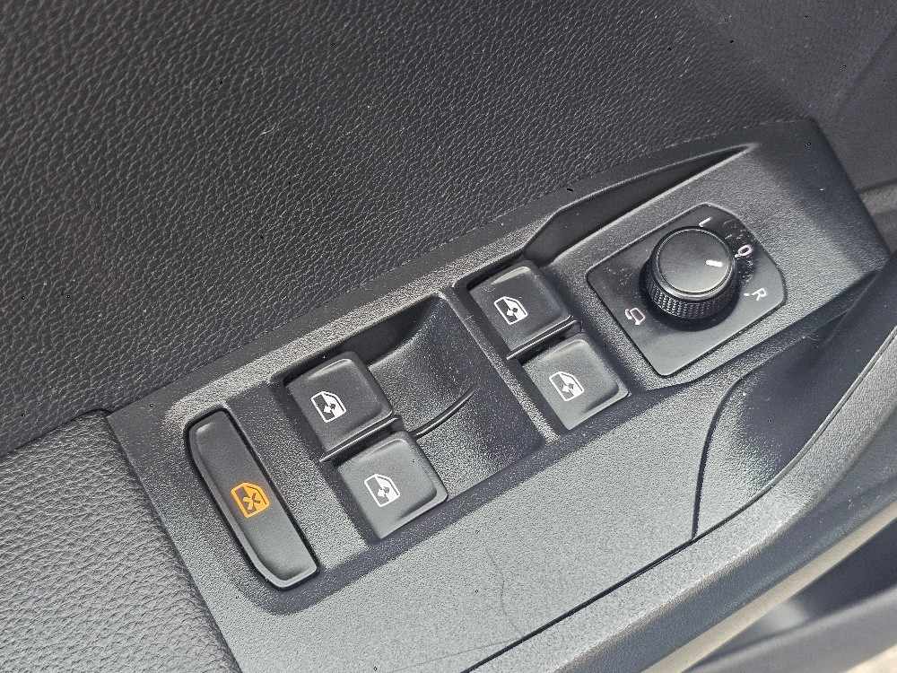 seat-arona-2023-gasolina-999cc