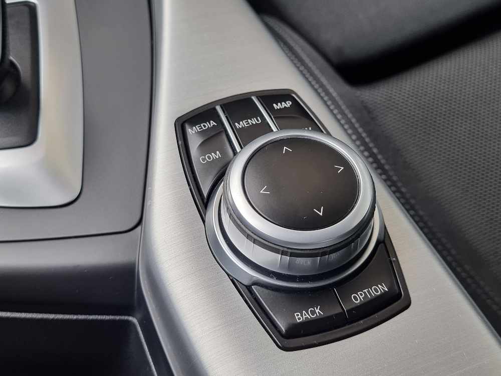 bmw-serie-1-116d-2019-diesel-1496cc