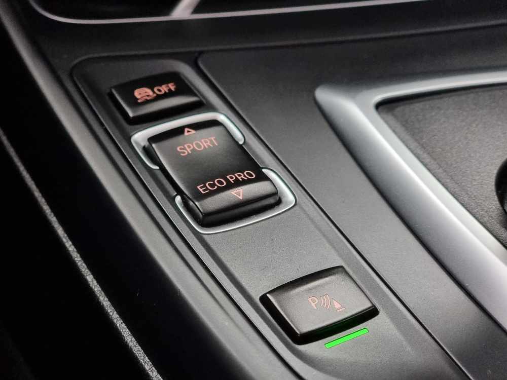 bmw-serie-1-116d-2019-diesel-1496cc