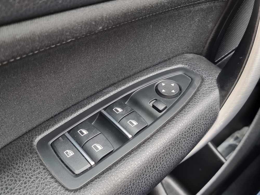 bmw-serie-1-116d-2019-diesel-1496cc