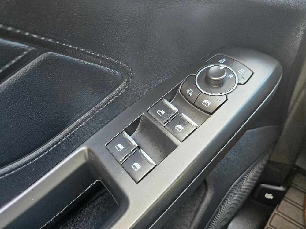 ford-focus-2023-gasolina-998cc