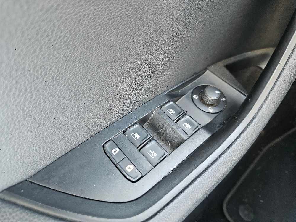 skoda-superb-2022-diesel-1968cc