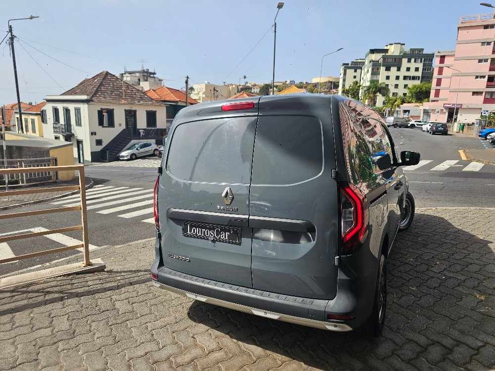 renault-kangoo-2022-diesel-1461cc