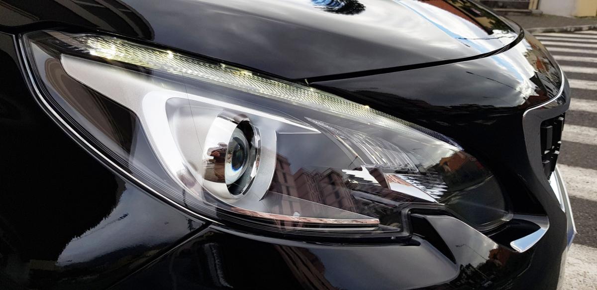 peugeot-2008-2018-gasolina-1199cc