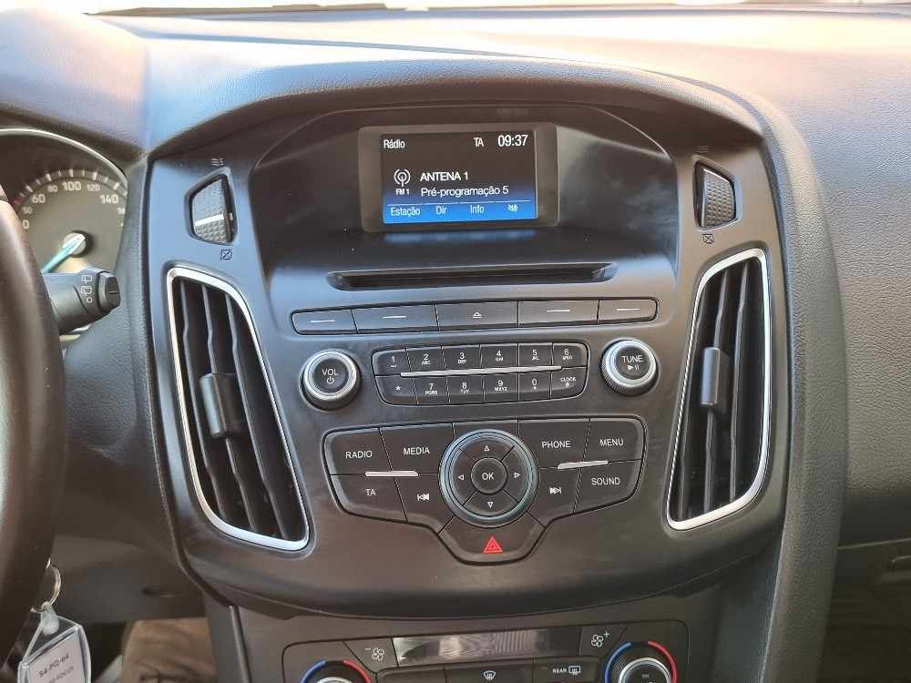 ford-focus-2015-diesel-1499cc