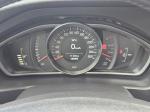 volvo-v40-cross-country-2014-diesel-1560cc