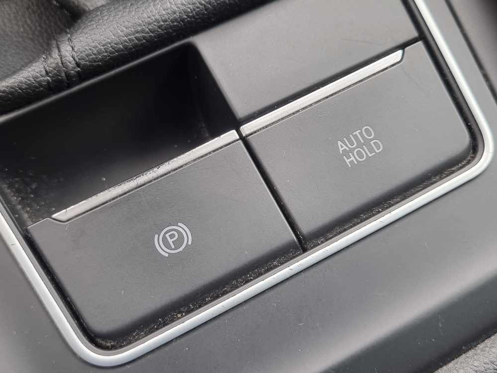 volkswagen-golf-1-0-tsi-bluemotion-2022-gasolina-999cc